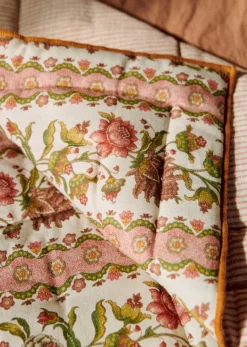 Sezane Les Tissus|Courtepointe Imprimée Fleurs d'Amalfi - Rayures Tissées Blush