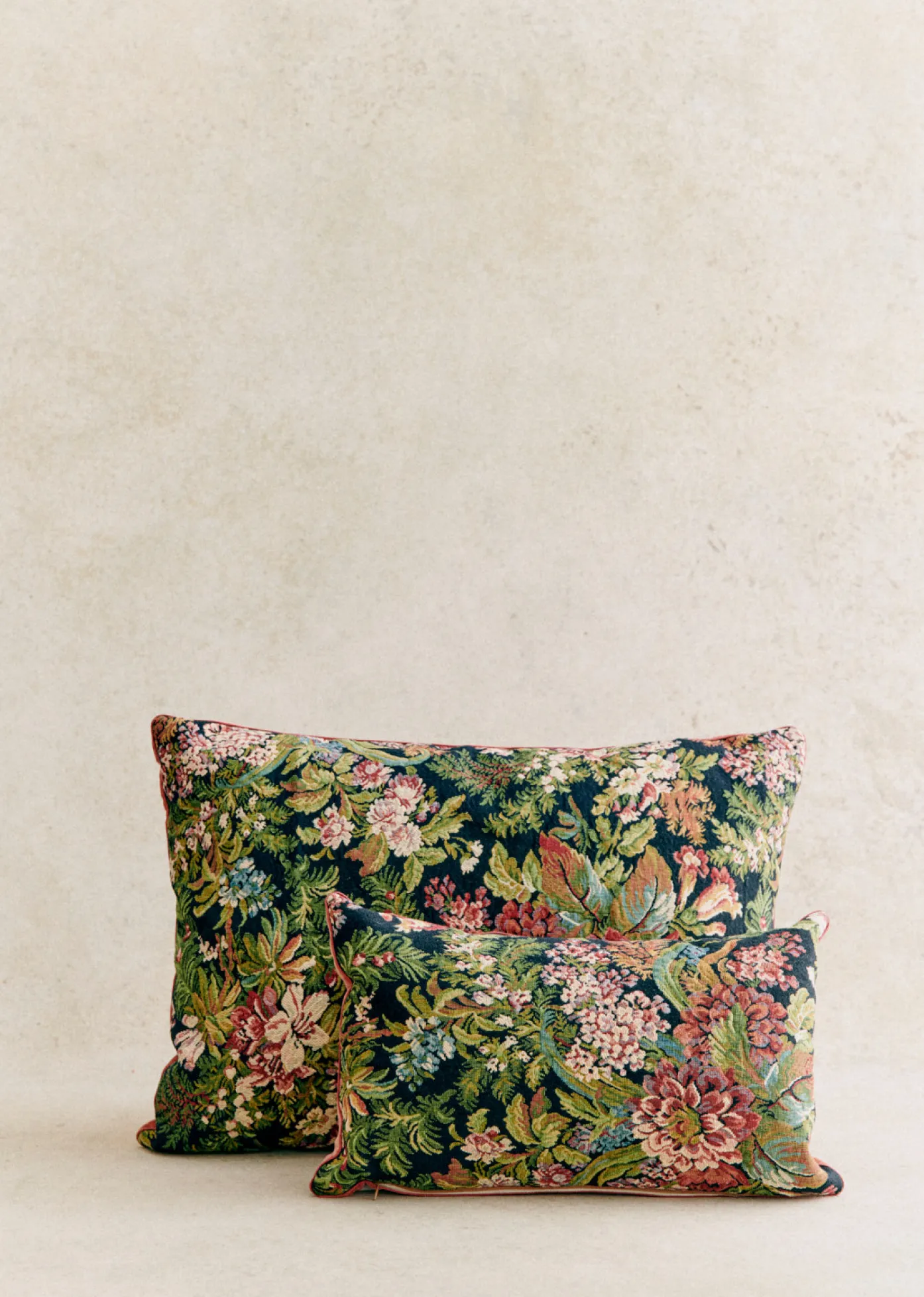 Sezane La Sélection Vintage|Les Tissus|Coussin Vintage - Petit Modèle