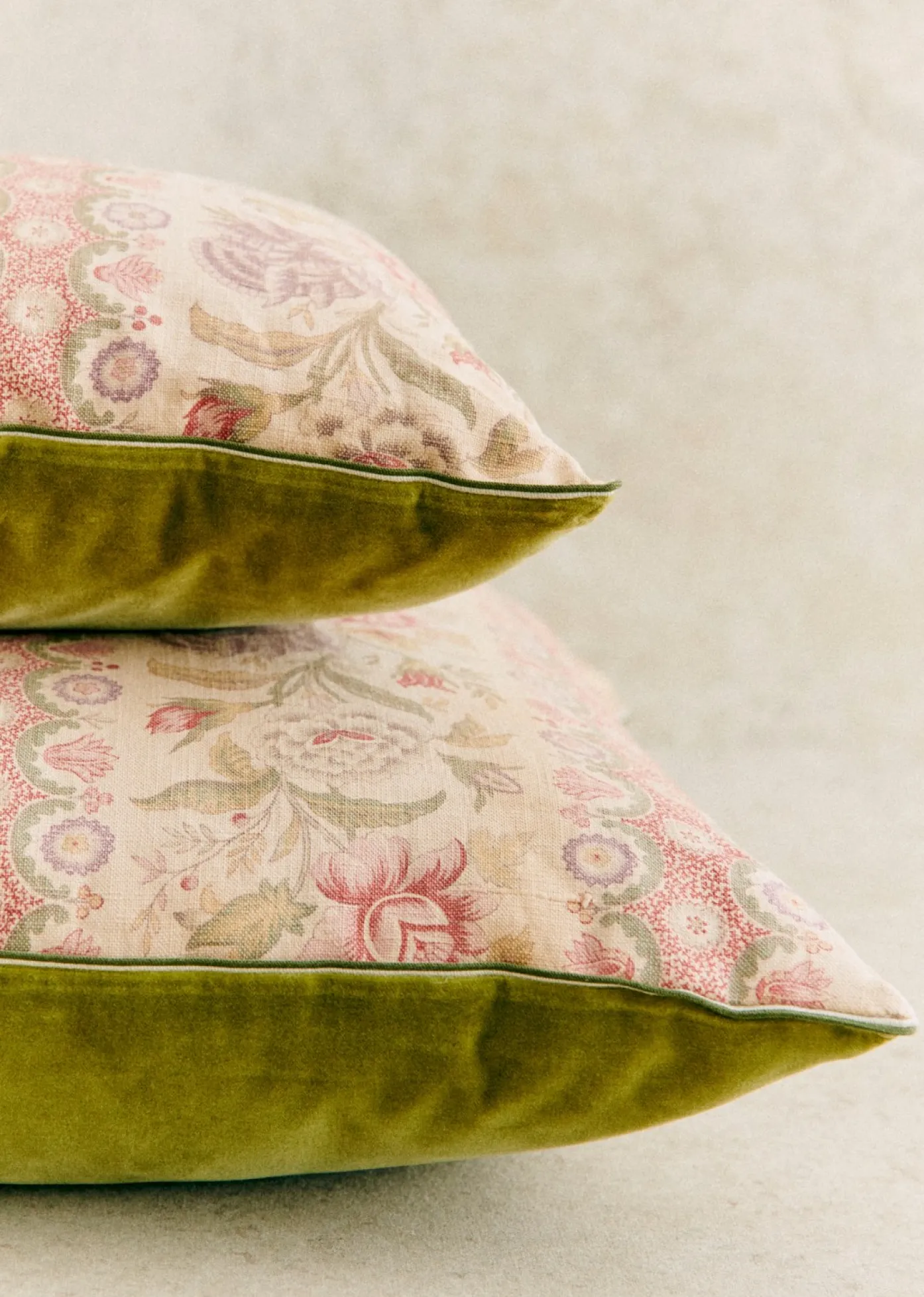 Sezane La Sélection Vintage|Les Tissus|Coussin Vintage - Petit Modèle