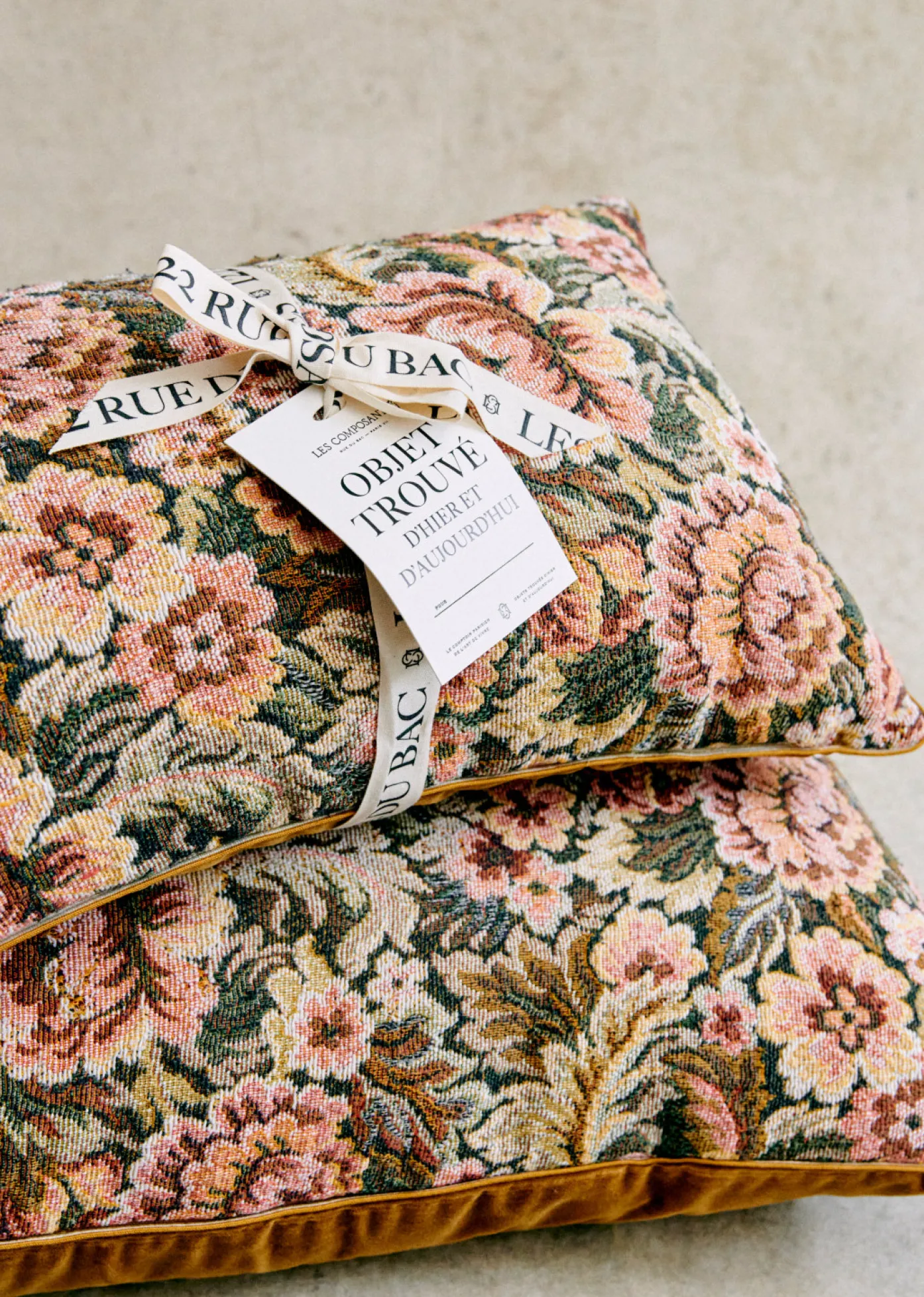 Sezane Les Tissus|Coussin Vintage - Petit Modèle