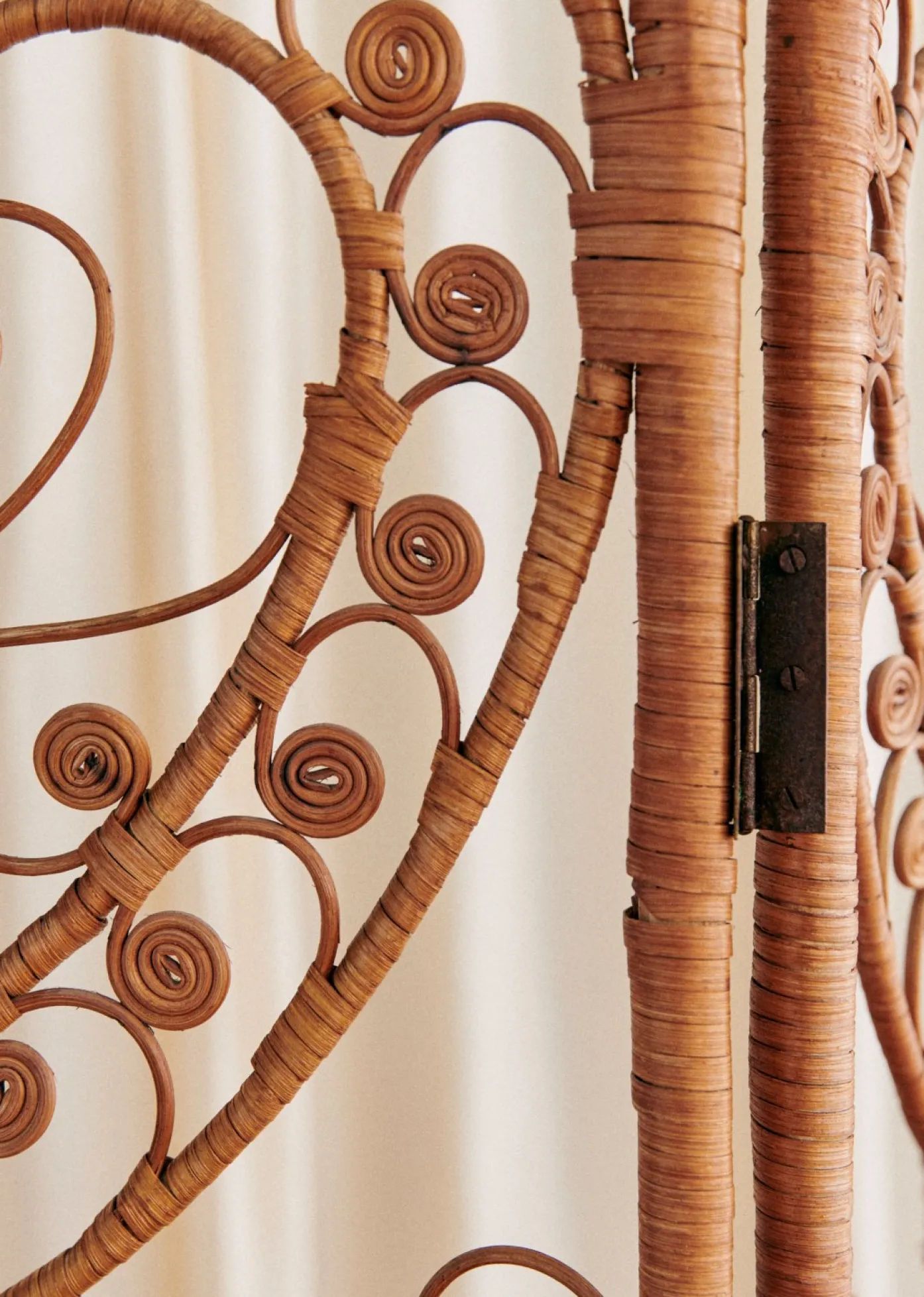 Sezane La Sélection Vintage|Paravent En Vintage Rotin