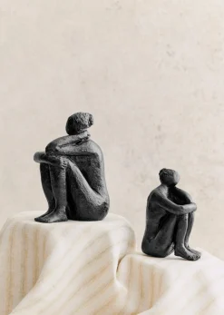Sezane Les Invités|Sculpture Guénolée Courcoux - Femme Dans Ses Pensées Petit Modèle