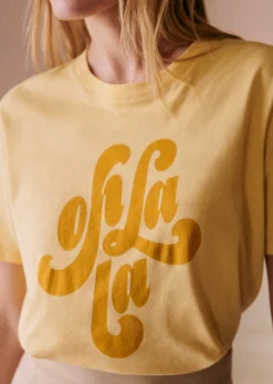Sezane Le Bain|T-shirts|T-Shirt Oh La La Jaune / Ocre